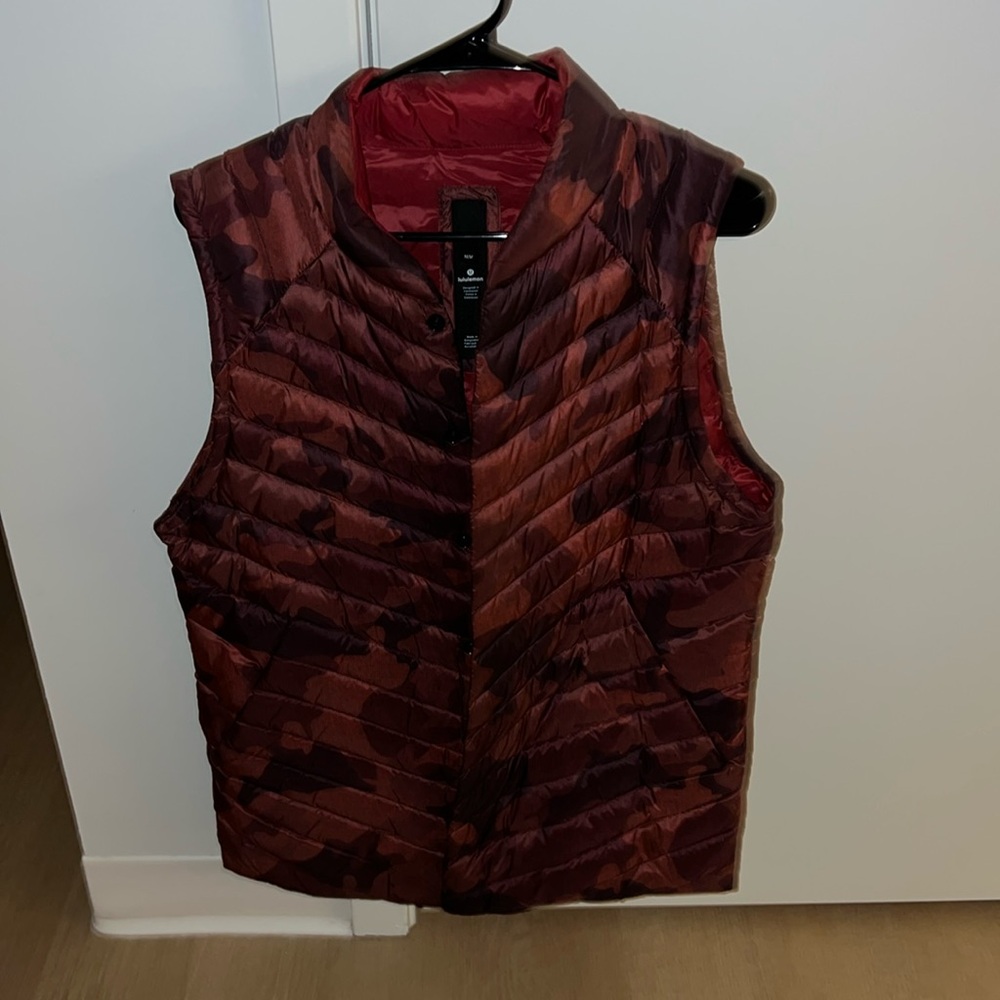 Mens Lululemon vest